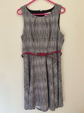 Elle NEW rayon black & white striped pleat neck fit & flare belted dress